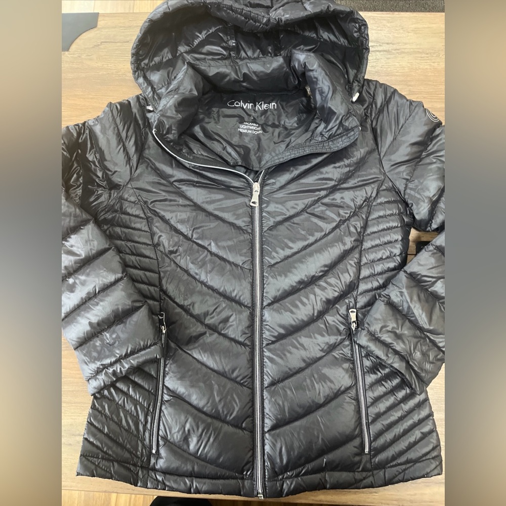 Calvin Klein Women's Black Puffer Jacket Size S 90% Duck Down Filling Packable